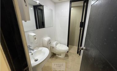 Alquilo Oficina en Calle 50 Obarrio L.T