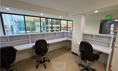 Alquilo Oficina en Calle 50 Obarrio L.T