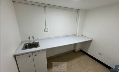 Alquilo Oficina en Calle 50 Obarrio L.T