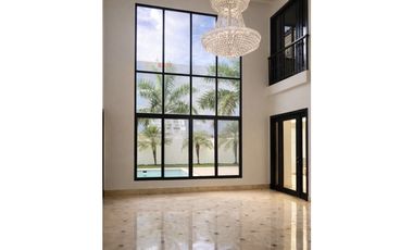 Costa del Este, casa de 4r 840m2 con piscina a solo $2.1M