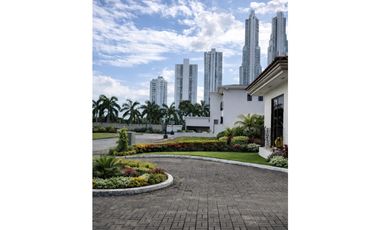 Costa del Este, casa de 4r 840m2 con piscina a solo $2.1M