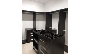 Costa del Este, casa de 4r 840m2 con piscina a solo $2.1M