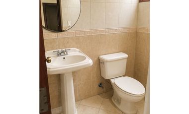 Camino de Cruces  lujo 710m2 l/b a  $1.2M