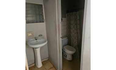 SE VENDE CASA EN REMATE // PEDREGAL