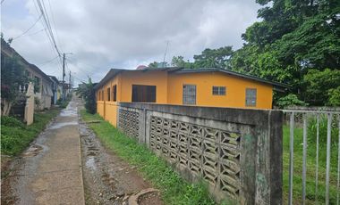 SE VENDE CASA EN REMATE // PEDREGAL