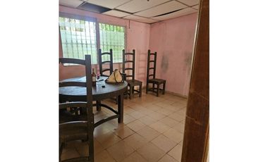 SE VENDE CASA EN REMATE // PEDREGAL