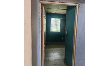 SE VENDE CASA EN REMATE // PEDREGAL