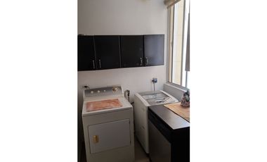 Alquilo Apartamento Amoblado en Obarrio, 3 Recámaras, 200m².