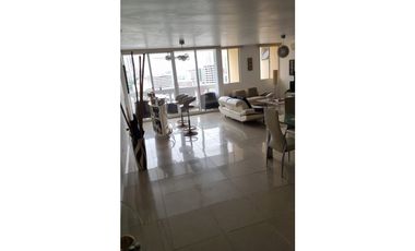 Alquilo Apartamento Amoblado en Obarrio, 3 Recámaras, 200m².