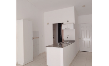 SE ALQUILA CASA EN HATO MONTAÑA PH VILLA DORADA CON 2 HABITACION VACIA