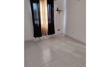 SE ALQUILA CASA EN HATO MONTAÑA PH VILLA DORADA CON 2 HABITACION VACIA