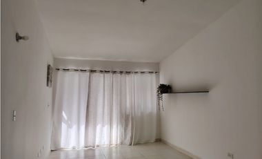 SE ALQUILA CASA EN HATO MONTAÑA PH VILLA DORADA CON 2 HABITACION VACIA