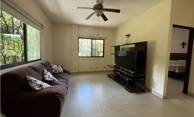 RESIDENCIA EXCLUSIVA EN ANCÓN CERCA DE ALBROOK RODEADA DE NATURALEZA