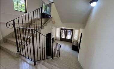 RESIDENCIA EXCLUSIVA EN ANCÓN CERCA DE ALBROOK RODEADA DE NATURALEZA