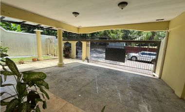 RESIDENCIA EXCLUSIVA EN ANCÓN CERCA DE ALBROOK RODEADA DE NATURALEZA