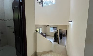 RESIDENCIA EXCLUSIVA EN ANCÓN CERCA DE ALBROOK RODEADA DE NATURALEZA