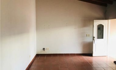 Alquilo departamento 2 ambientes con cochera se admite mascota