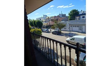 Venta Ph tres ambiente a una cuadra de la Av Colon, Mar del plata