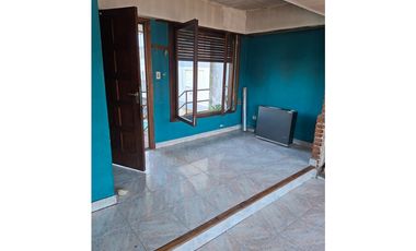 Venta Ph tres ambiente a una cuadra de la Av Colon, Mar del plata