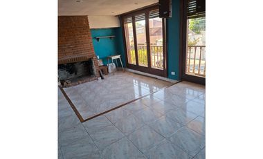 Venta Ph tres ambiente a una cuadra de la Av Colon, Mar del plata