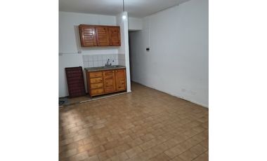 Monoambiente económico en alquiler zona Central de Policía