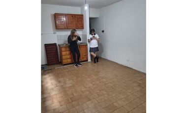 Monoambiente económico en alquiler zona Central de Policía