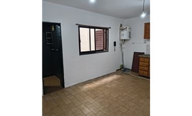 Monoambiente económico en alquiler zona Central de Policía