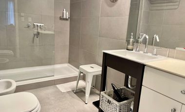 Departamento en venta  4 amb PB  3 dormitorios suite  contra frente Costa Esmeralda