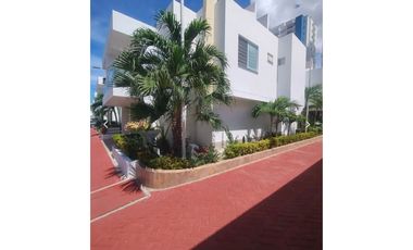 Casa de dos pisos cerca al mar Conjunto cerrado Rodadero sur- 060-