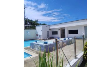 Casa de dos pisos cerca al mar Conjunto cerrado Rodadero sur- 060-