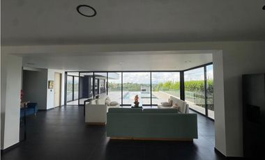 SE VENDE CASA CAMPESTRE EN QUIMBAYA