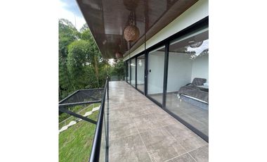 SE VENDE CASA CAMPESTRE EN QUIMBAYA