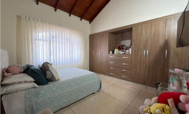 VENTA DE CASA EN CONJUNTO CERRADO EN VILLA CAMPESTRE TRADICIONAL.