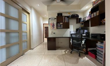 VENTA DE CASA EN CONJUNTO CERRADO EN VILLA CAMPESTRE TRADICIONAL.