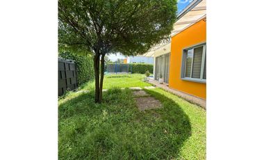 SE ARRIENDA CASA CAMPESTRE CONJUNTO RESIDENCIAL GUAYACANES ANDALUCIA