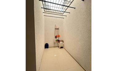 SE ARRIENDA CASA CAMPESTRE CONJUNTO RESIDENCIAL GUAYACANES ANDALUCIA