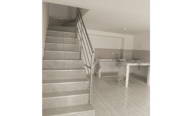 VENDO CASA CON LOCAL CALLE 12 CENTRO IPIALES