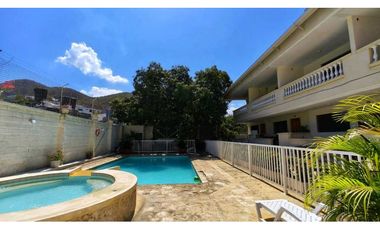 Casa con excelente ubicación en Rodadero Sur Santa Marta 005