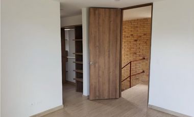 VENTA CASA 116m2 + JARDINES  CONJUNTO PRIVADO TABIO