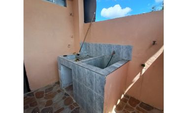 Alquilo Apartamento en segundo piso en Alfonso López - Pereira