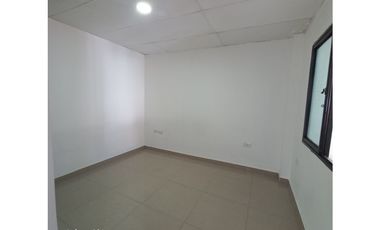 Alquilo Apartamento en segundo piso en Alfonso López - Pereira