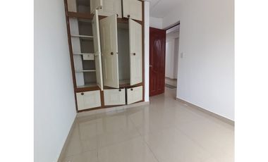 Alquilo Apartamento en segundo piso en Alfonso López - Pereira