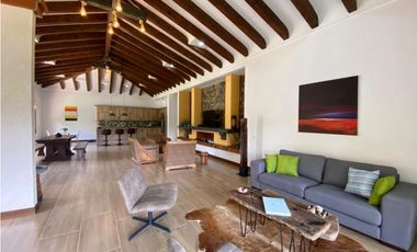 Hermosa casa en San Vicente vereda La Porquera