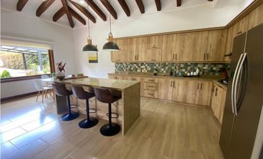 Hermosa casa en San Vicente vereda La Porquera