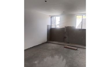 VENDO CASA CON DOBLE APARTAMENTO IMPERIO REAL