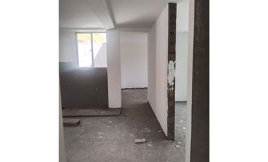 VENDO CASA CON DOBLE APARTAMENTO IMPERIO REAL