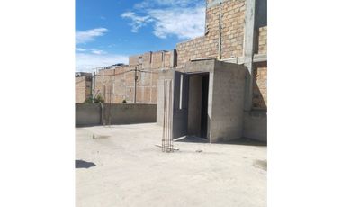 VENDO CASA CON DOBLE APARTAMENTO IMPERIO REAL