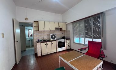 ALQUILER DPTO. 2 AMB AMPLIO LA TABLADA PATIO