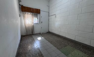 ALQUILER DPTO. 2 AMB AMPLIO LA TABLADA PATIO