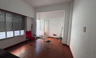 ALQUILER DPTO. 2 AMB AMPLIO LA TABLADA PATIO